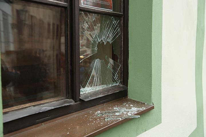 A2B Glass are able to board up broken windows while they are being repaired in Royal Tunbridge Wells.